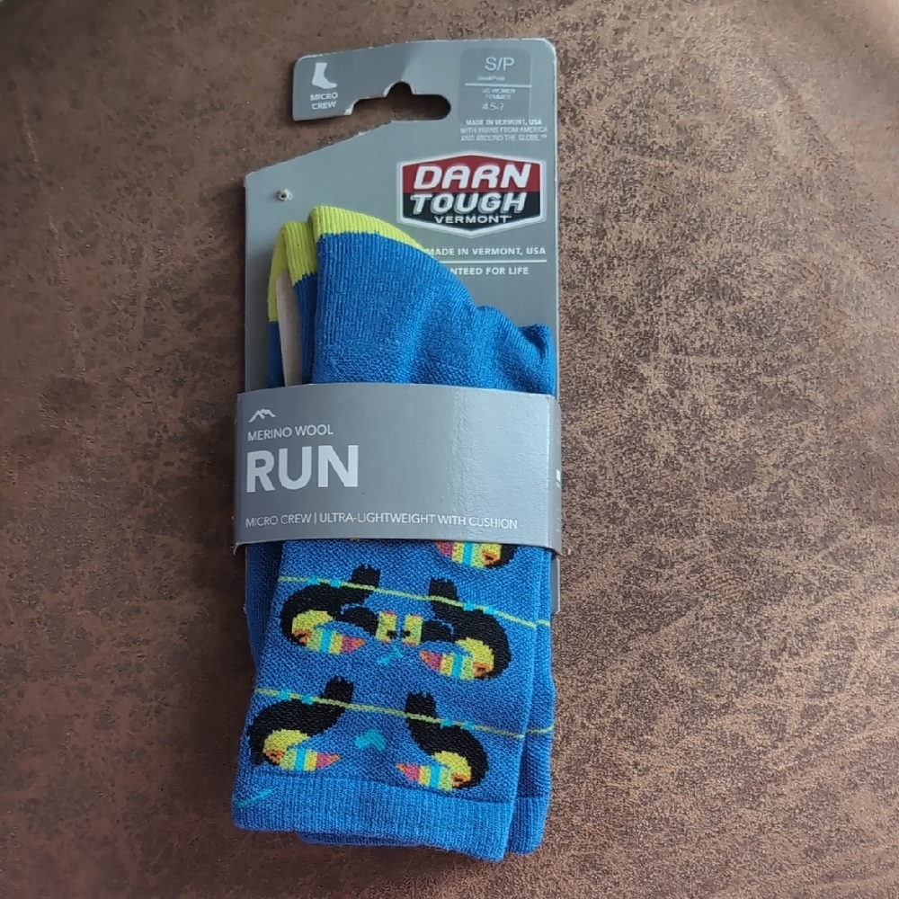 Darn Tough Women's Blue Running Socks